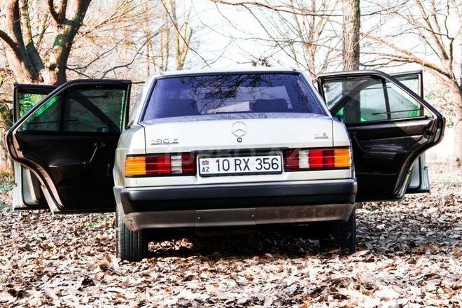 Mercedes 190 1990, 368,046 km - 1.8 l - Bakı