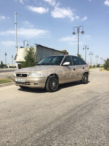 Opel Astra 1997, 201,110 km - 1.6 l - Bakı