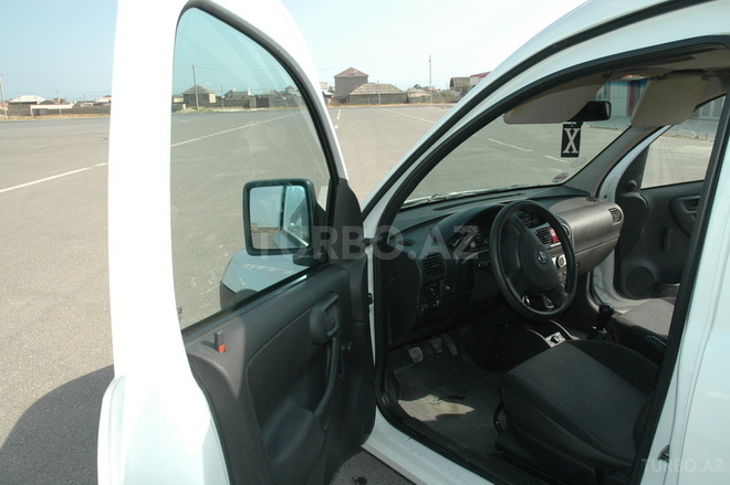 Opel Combo 2010, 152,000 km - 1.3 л - Bakı