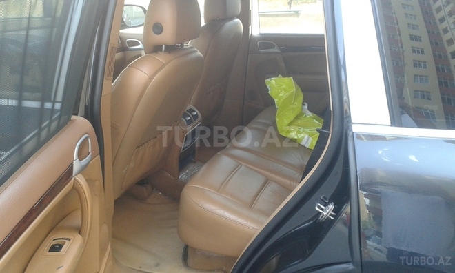 Porsche Cayenne 2006, 189,000 km - 4.5 l - Bakı