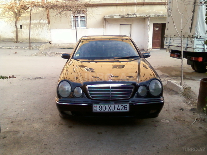 Mercedes E 220 2002, 230,000 km - 2.2 л - Bakı