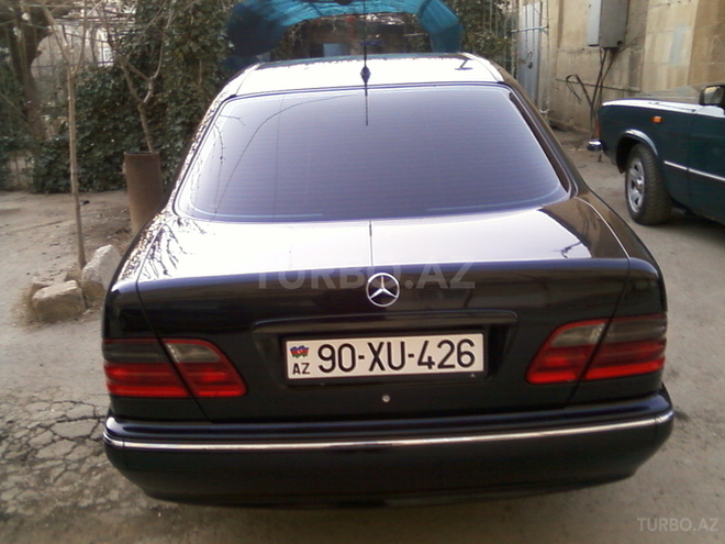 Mercedes E 220 2002, 230,000 km - 2.2 л - Bakı