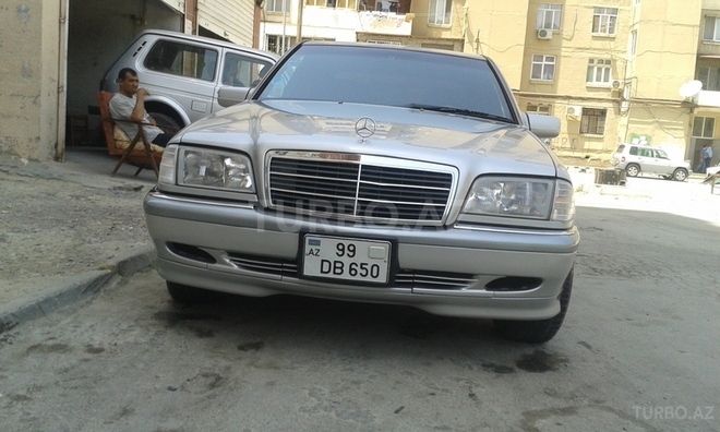 Mercedes C 240 1998, 129,000 km - 2.4 l - Bakı