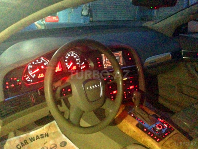 Audi A6 2005, 160,000 km - 3.2 l - Bakı