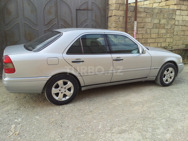 Mercedes C 180 1996, 410,000 km - 1.8 л - Bakı