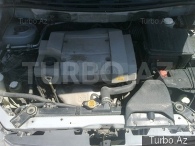Mitsubishi Chariot 2001, 259,000 km - 2.4 l - Bakı