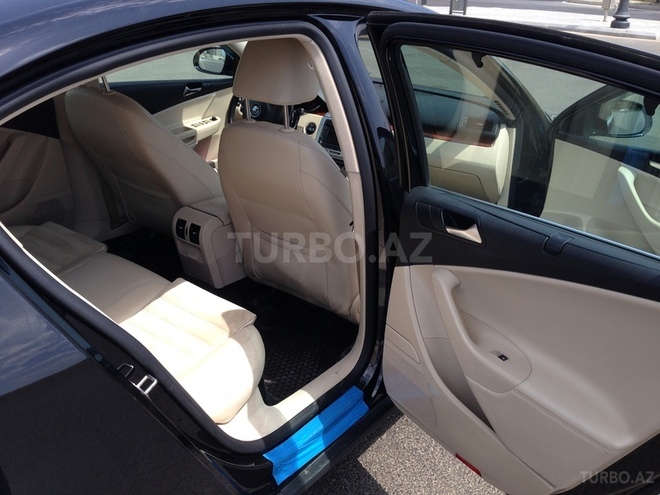 Volkswagen Passat 2010, 99,000 km - 1.8 l - Bakı