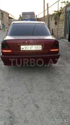 Mercedes C 220 2000, 279,000 km - 2.2 л - Bakı