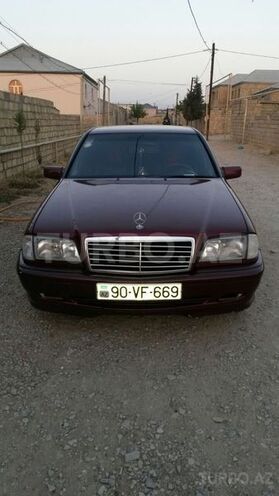 Mercedes C 220 2000, 279,000 km - 2.2 л - Bakı