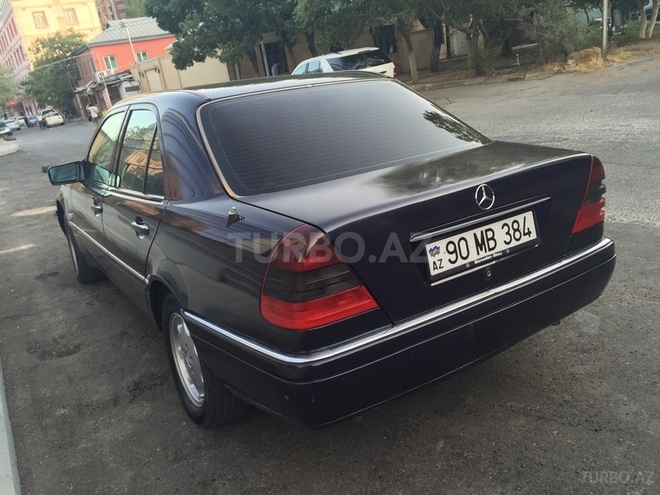 Mercedes C 180 1996, 220,000 km - 1.8 l - Bakı