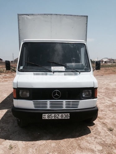 Mercedes 609 D 1984, 297,000 km - 2.3 l - Bakı