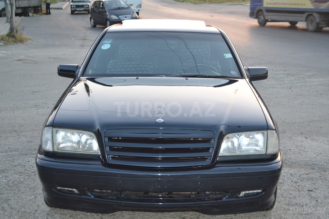 Mercedes C 220 1999, 220,000 km - 2.2 l - Bakı