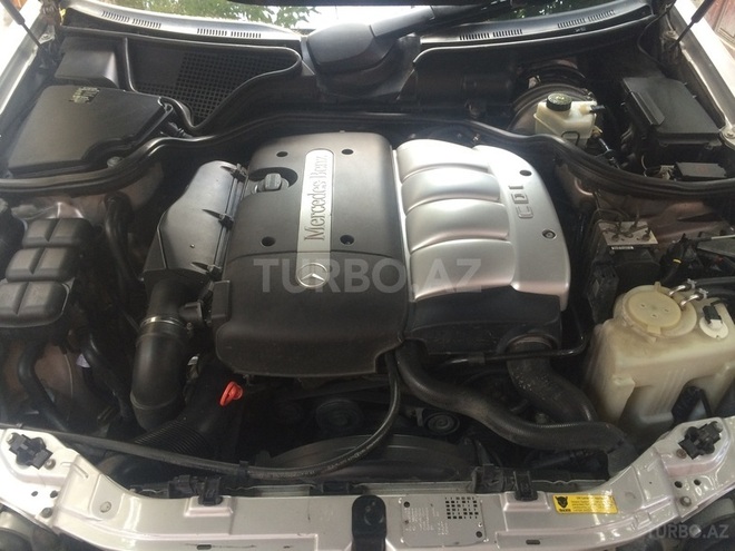 Mercedes E 220 2001, 220,000 km - 0.3 л - Bakı