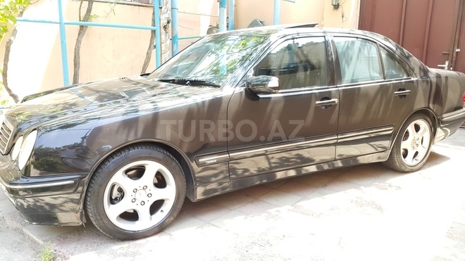 Mercedes E 320 2000, 171,360 km - 3.2 л - Bakı