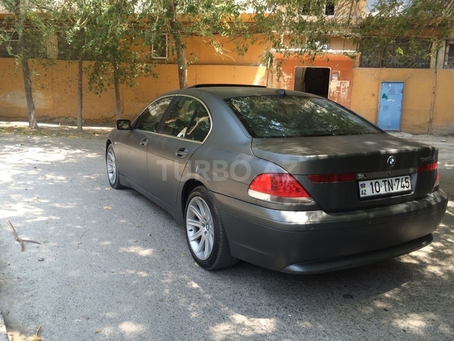 BMW 745 2001, 167,800 km - 4.4 l - Bakı