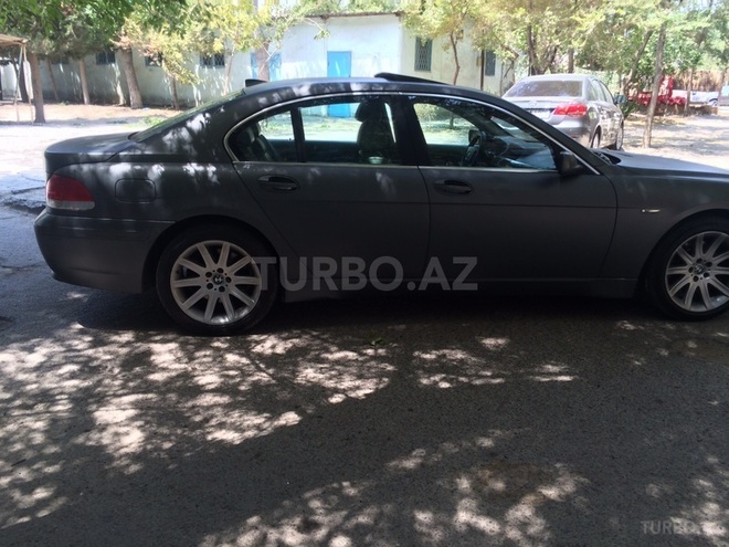 BMW 745 2001, 167,800 km - 4.4 l - Bakı