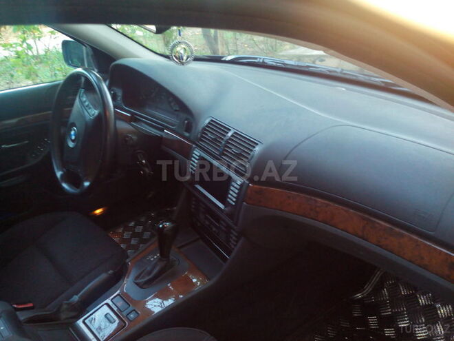 BMW 525 2001, 255,000 km - 2.5 l - Bakı