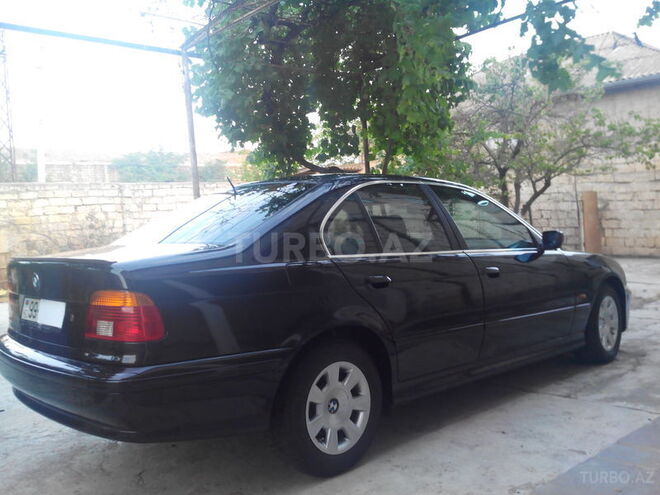 BMW 525 2001, 255,000 km - 2.5 l - Bakı