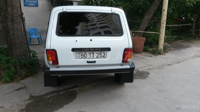 LADA (VAZ) Niva 2015, 9,200 km - 1.7 л - Bakı