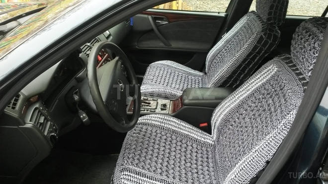 Mercedes E 220 2000, 130,000 km - 2.2 l - Bakı