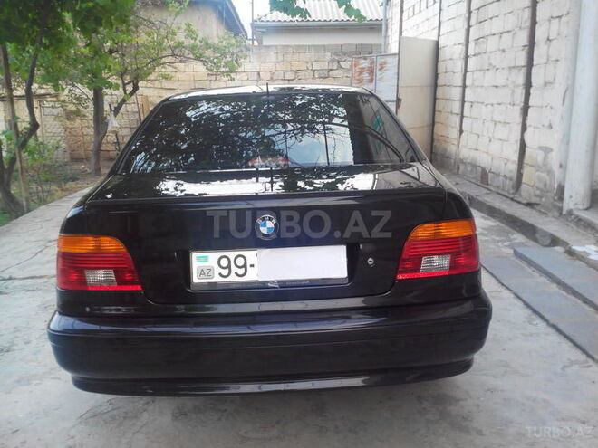 BMW 525 2001, 255,000 km - 2.5 l - Bakı