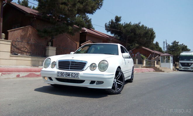 Mercedes E 230 1996, 376,000 km - 2.3 л - Bakı