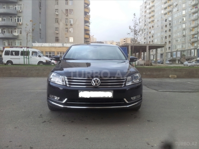 Volkswagen Passat 2013, 40,000 km - 1.8 l - Bakı
