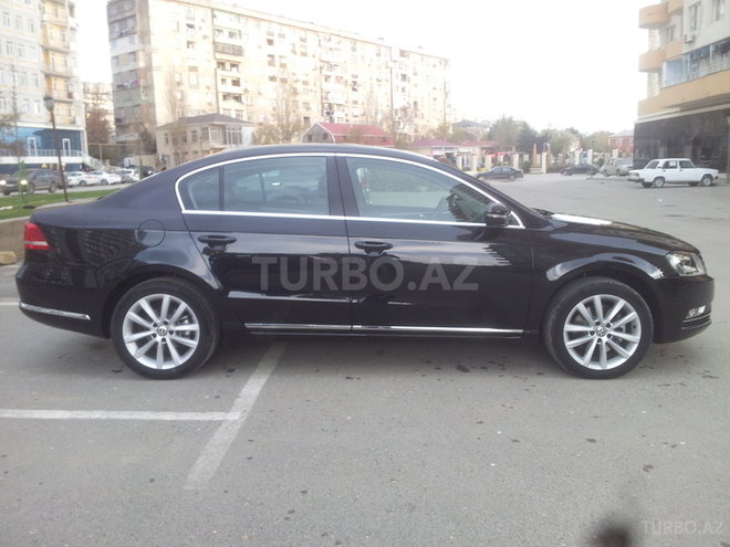 Volkswagen Passat 2013, 40,000 km - 1.8 l - Bakı