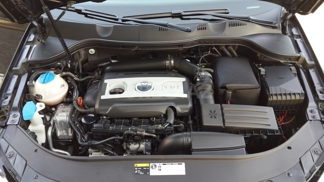 Volkswagen Passat 2013, 40,000 km - 1.8 l - Bakı