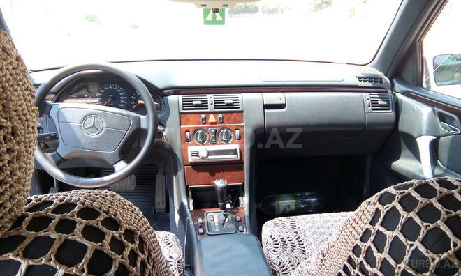 Mercedes E 230 1996, 376,000 km - 2.3 л - Bakı
