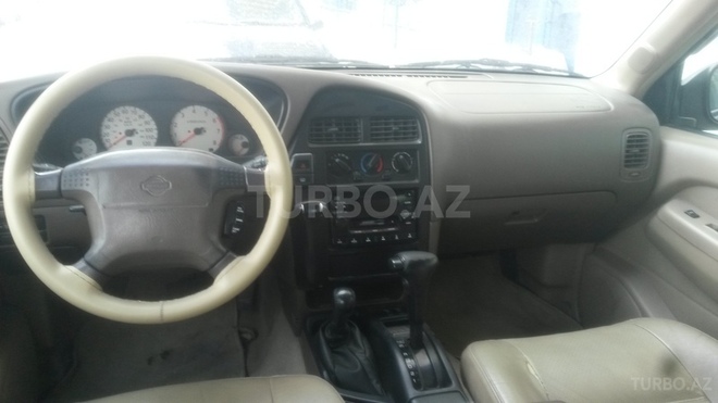 Nissan Pathfinder 1999, 150,596 km - 3.5 l - Bakı