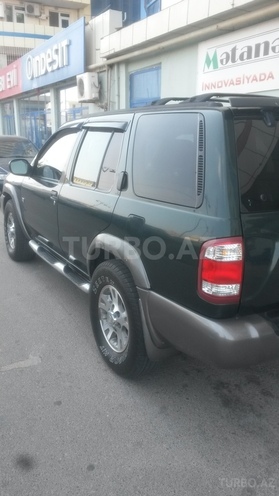 Nissan Pathfinder 1999, 150,596 km - 3.5 l - Bakı