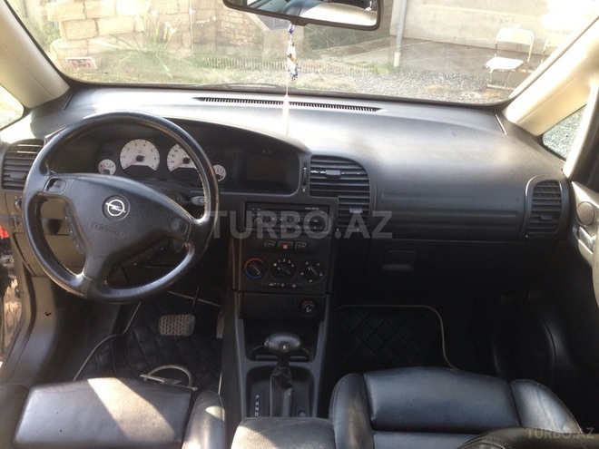 Opel Zafira 2002, 176,000 km - 2.2 l - Bakı
