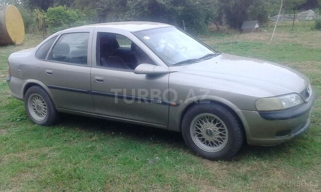 Opel Vectra 1996, 290,000 km - 2.0 l - Bakı