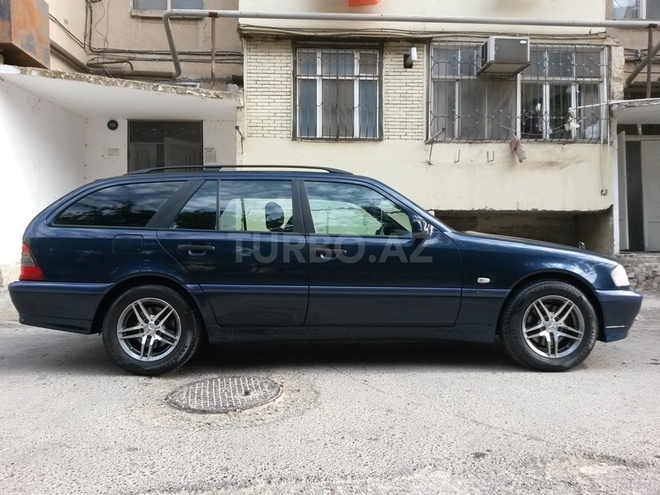 Mercedes C 180 2000, 235,000 km - 1.8 l - Bakı