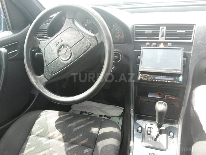 Mercedes C 180 2000, 235,000 km - 1.8 l - Bakı