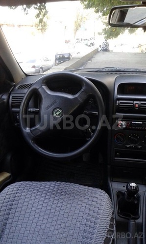 Opel Astra 1999, 290,000 km - 1.6 l - Bakı