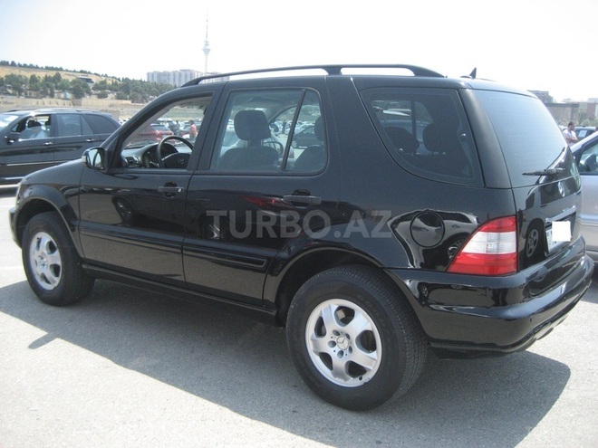 Mercedes ML 270 2004, 157,000 km - 2.7 l - Bakı