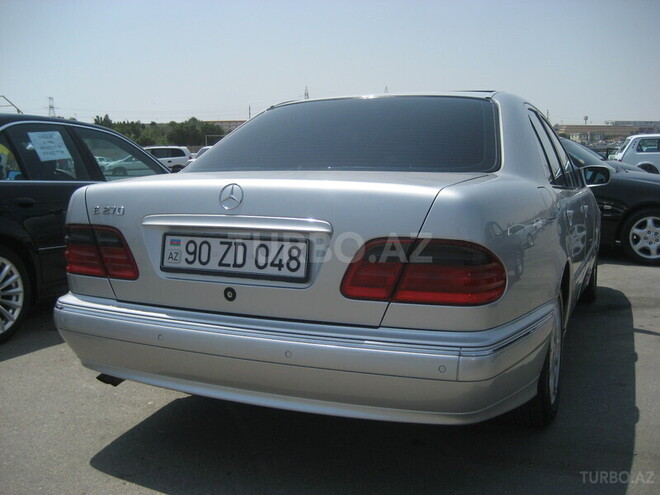 Mercedes E 270 1999, 181,000 km - 2.7 л - Bakı