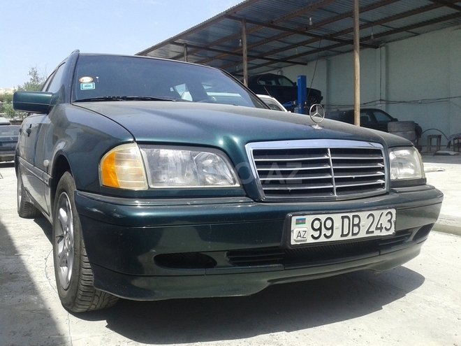 Mercedes C 180 1999, 192,000 km - 1.8 l - Bakı