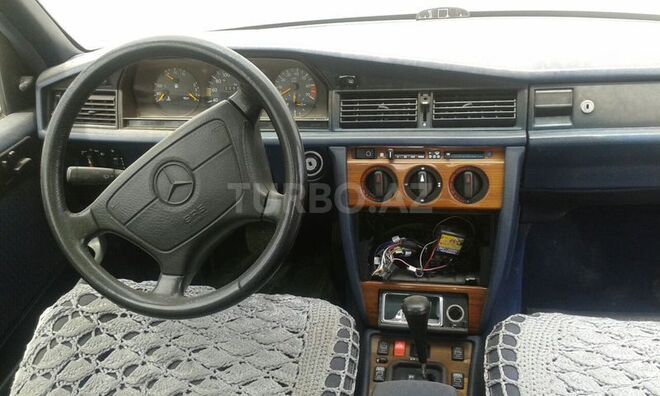 Mercedes 190 1993, 235,000 km - 1.8 l - Bakı