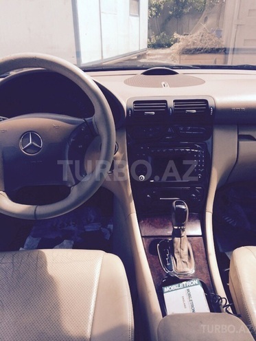 Mercedes C 200 2000, 325,000 km - 2.0 l - Bakı