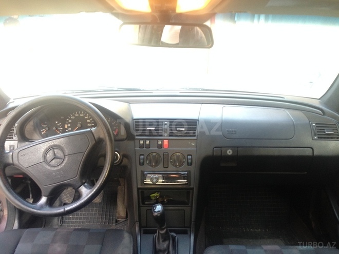 Mercedes C 180 1994, 225,000 km - 1.8 l - Bakı