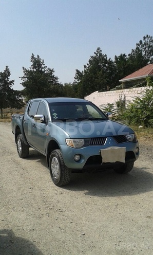 Mitsubishi L200 2006, 85,000 km - 2.5 l - Bakı