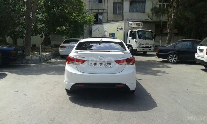 Hyundai Elantra 2010, 122,000 km - 1.6 л - Bakı