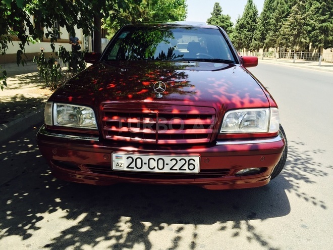 Mercedes C 240 1998, 228,000 km - 2.4 l - Bakı