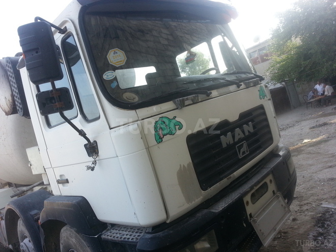 MAN  2001, 230,000 km - 12.0 l - Bakı