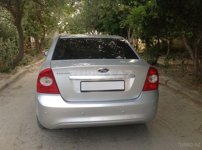 Ford Focus 2011, 142,000 km - 1.6 l - Bakı
