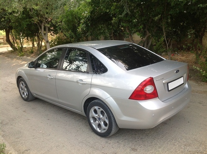 Ford Focus 2011, 142,000 km - 1.6 l - Bakı