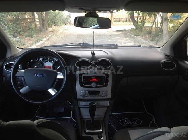 Ford Focus 2011, 142,000 km - 1.6 l - Bakı